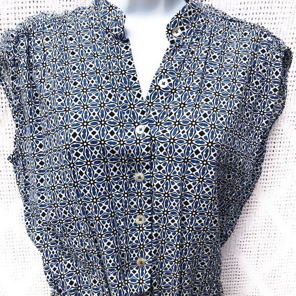 Max Studio Shorts Romper - Picture 3 of 10